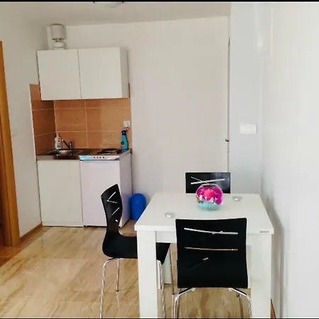 Studio דירה *
